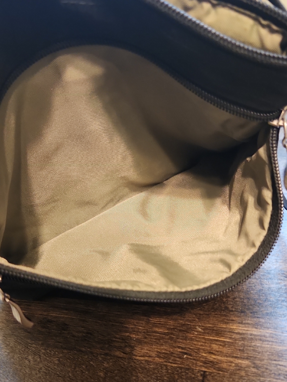 Baggallini Basic Black Crossbody Shoulder Bag - Modern Pocket Bag? - Picture 12 of 13